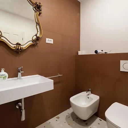 Charles Bridge Unique Maisonette Apartament *
