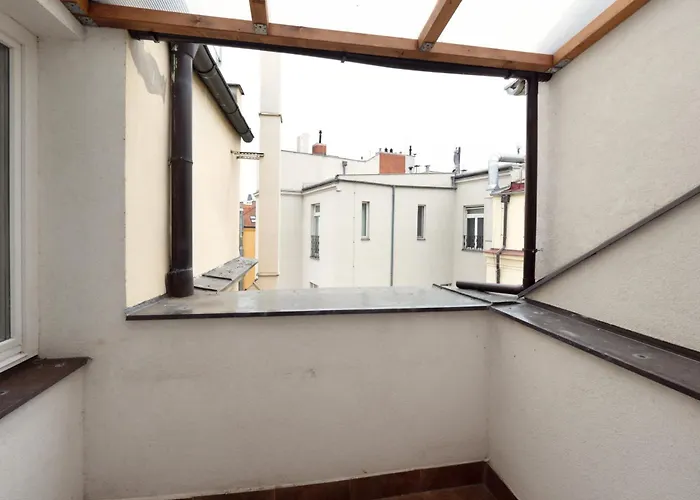 Charles Bridge Unique Maisonette Apartman Prága