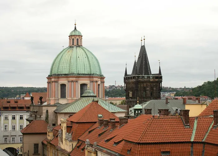 Charles Bridge Unique Maisonette Apartman